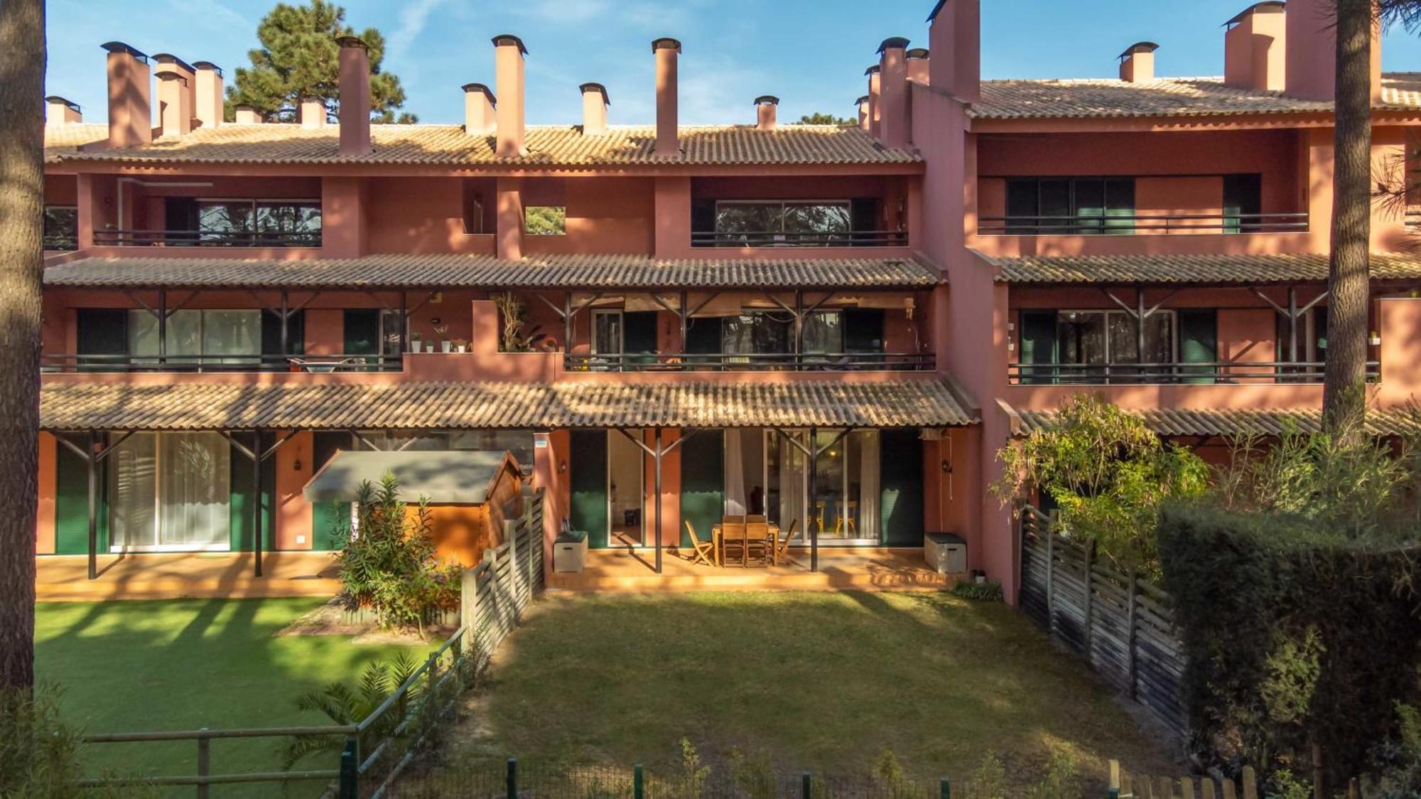 Sun & Sea Golf House Appartement Aroeira  Buitenkant foto